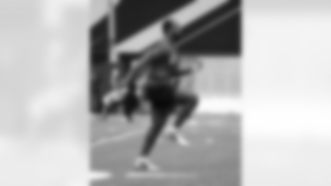 Von Miller. Buffalo Bills Week 11 practice, November 16, 2022 at One Bills Drive.