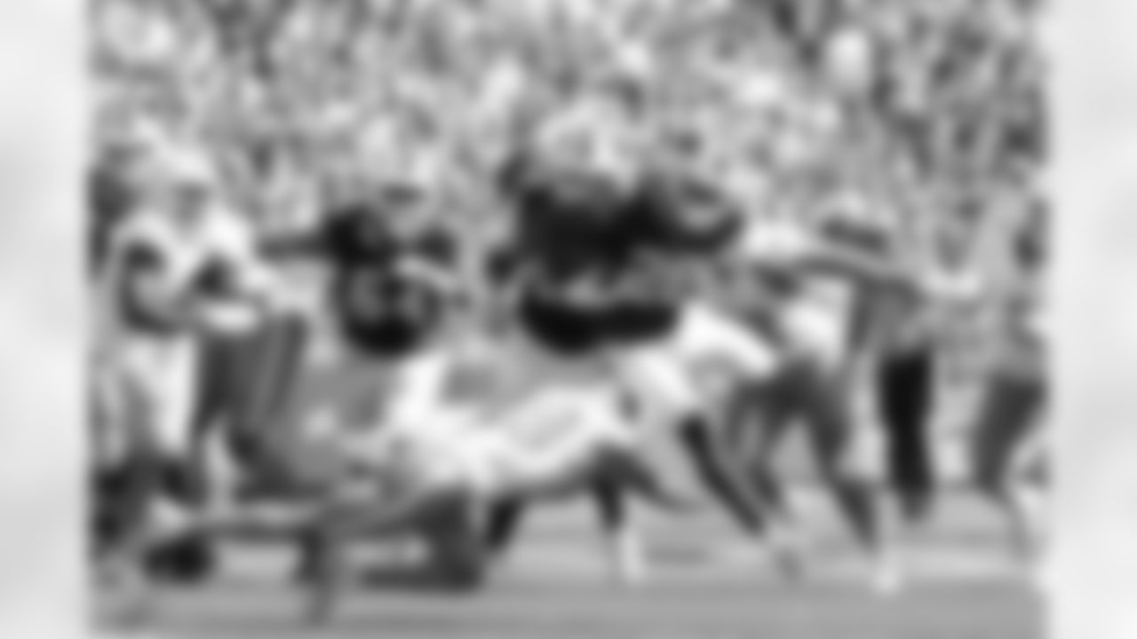 Buffalo Bills vs Miami Dolphins, Regular Season, October 01, 2023 at Highmark Stadium.
