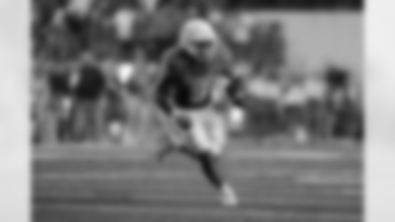 RB Bijan Robinson, Texas
Robinson is special, and while he is probably one of the best players in this class, he could still be around late in Round 1 because he's a running back. And yes, we know, the Bills used a second-round pick on James Cook a year ago. But Cook isn't an every-down back, and more than that, Nyheim Hines is the only other RB currently on the roster ahead of free agency. Adding a Saquon Barkley-type talent to this offense? There are worse things. (CBS Sports, Ryan Wilson)