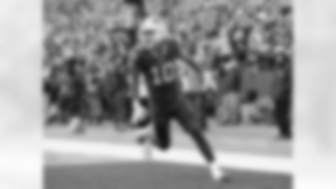 Khalil Shakir (10) first NFL TD catch. Buffalo Bills vs Pittsburgh Steelers, Week 5, October 9, 2022 at Highmark Stadium.