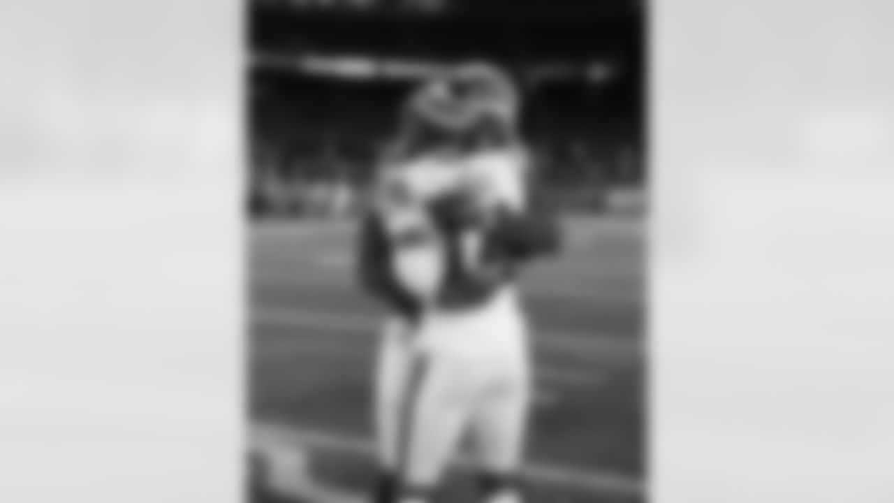 Buffalo Bills vs New England Patriots, Week 13, December 1, 2022 at Gillette Stadium.