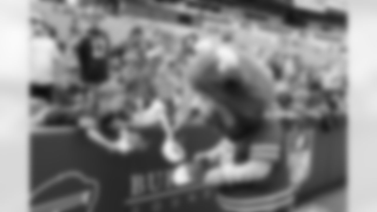 Buffalo Bills vs Las Vegas Raiders, Regular Season, September 17, 2023 at Highmark Stadium.