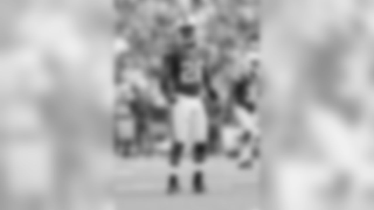 #26 CB Justin Rogers