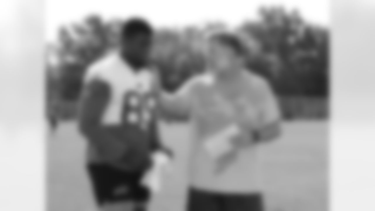 Quintin Morris (85), Rob Boras. Buffalo Bills Training Camp, August 29, 2022 at One Bills Drive. Photo by Bill Wippert