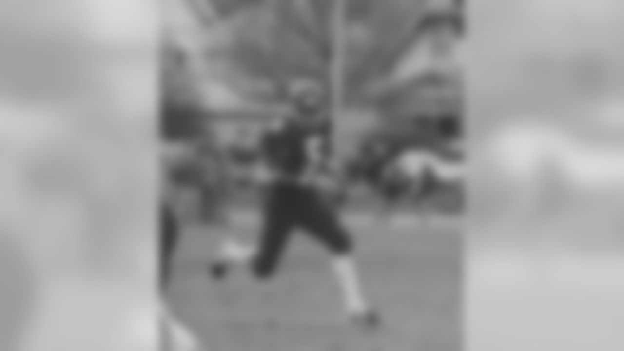 Jackson spent four years at Division III Coe College in Cedar Rapids, IA, where he rushed for 1,702 yards and 29 touchdowns as a senior in 2002 en route to All-America honors.