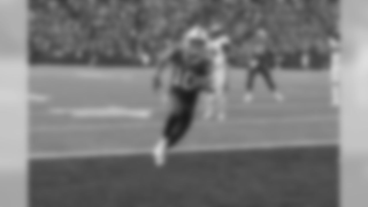 Buffalo Bills wide receiver Cole Beasley (10) touchdown Buffalo Bills vs Philadelphia Eagles, October 27, 2019 at New Era Field.
Photo by Bill Wippert