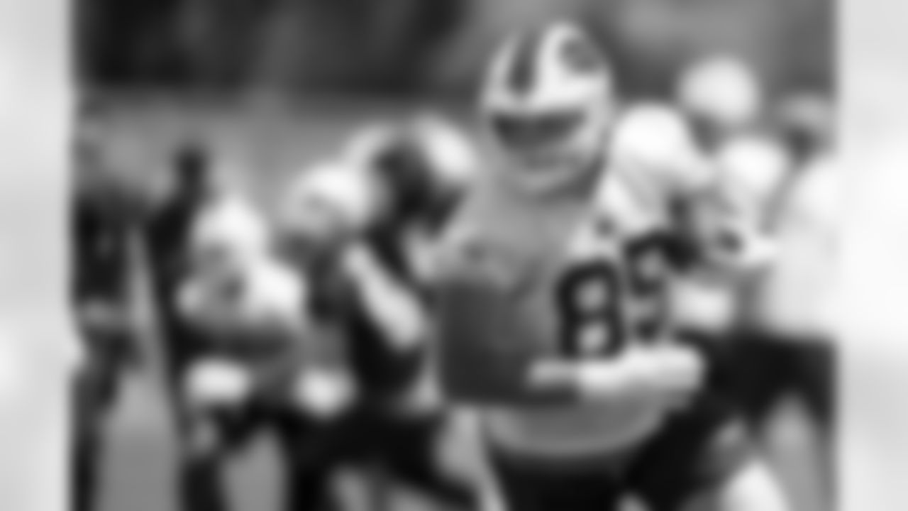 Tommy Sweeney (89) during Day One of Buffalo Bills Mandatory Minicamp, on June 14, 2022. Photo by Ben Green