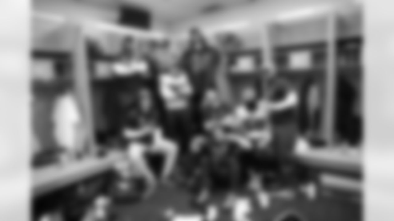 20221224-bears-postgame035