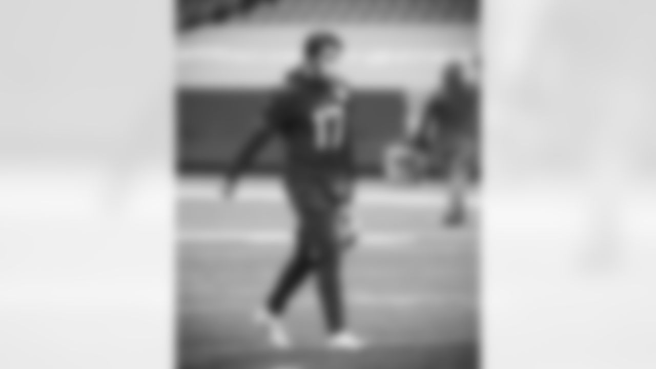Josh Allen (17). Buffalo Bills Week 17 practice, January 1, 2021.
Photo by Bill Wippert