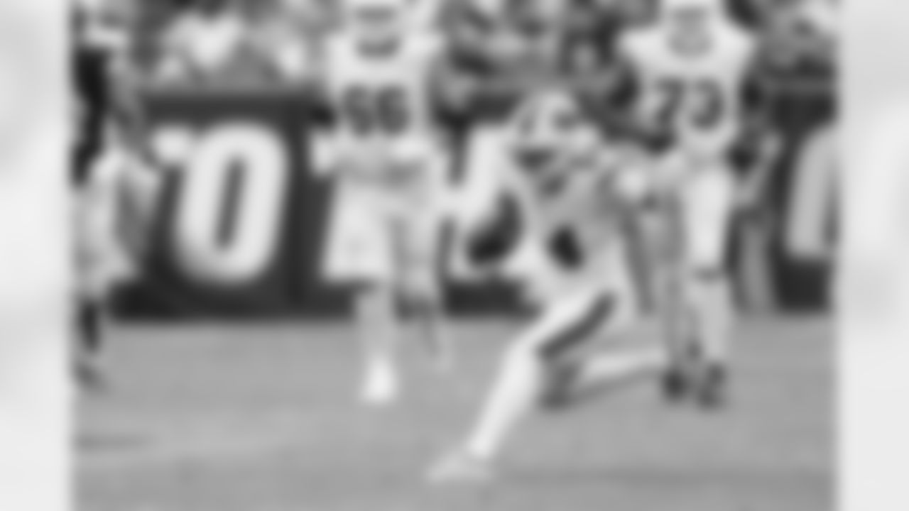 Washington Commanders vs Buffalo Bills, Regular Season, September 24, 2023 at FedEx Field.