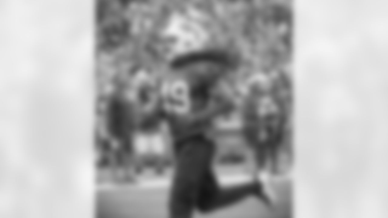 Tremaine Edmunds (49). Buffalo Bills Training Camp at Highmark Stadium, September 1, 2021. Photo by Bill Wippert