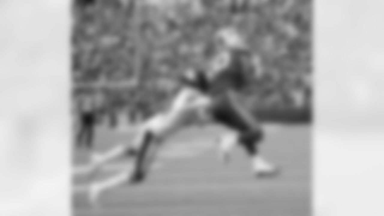 Khalil Shakir (10) touchdown. Buffalo Bills vs Pittsburgh Steelers, Week 5, October 9, 2022 at Highmark Stadium.
