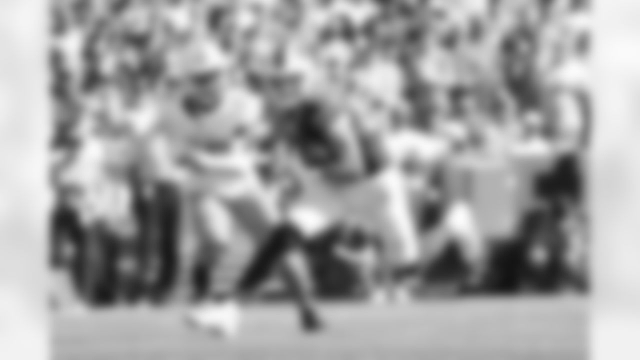 Buffalo Bills vs Miami Dolphins, Regular Season, October 01, 2023 at Highmark Stadium.