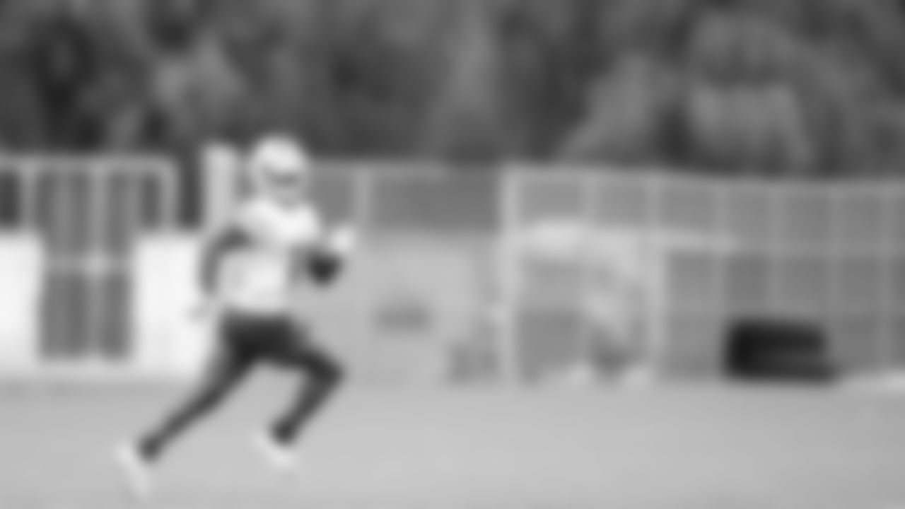 Isaiah McKenzie (19). Buffalo Bills Week 6 practice, October 15, 2021. Photo by Ben Green