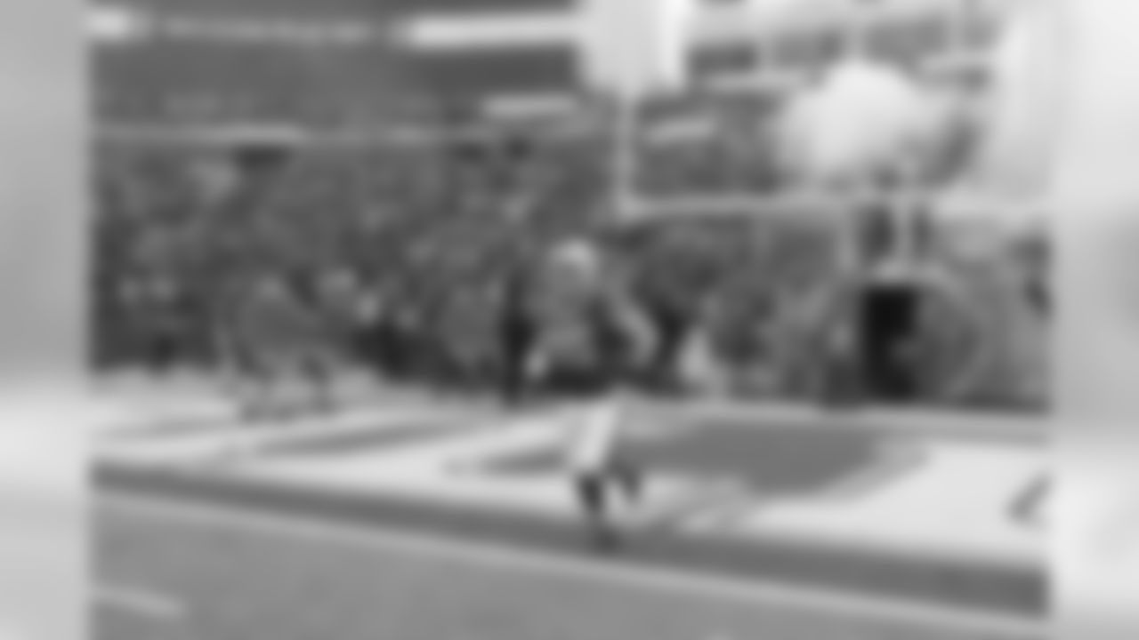 Kyle Williams #95, DT