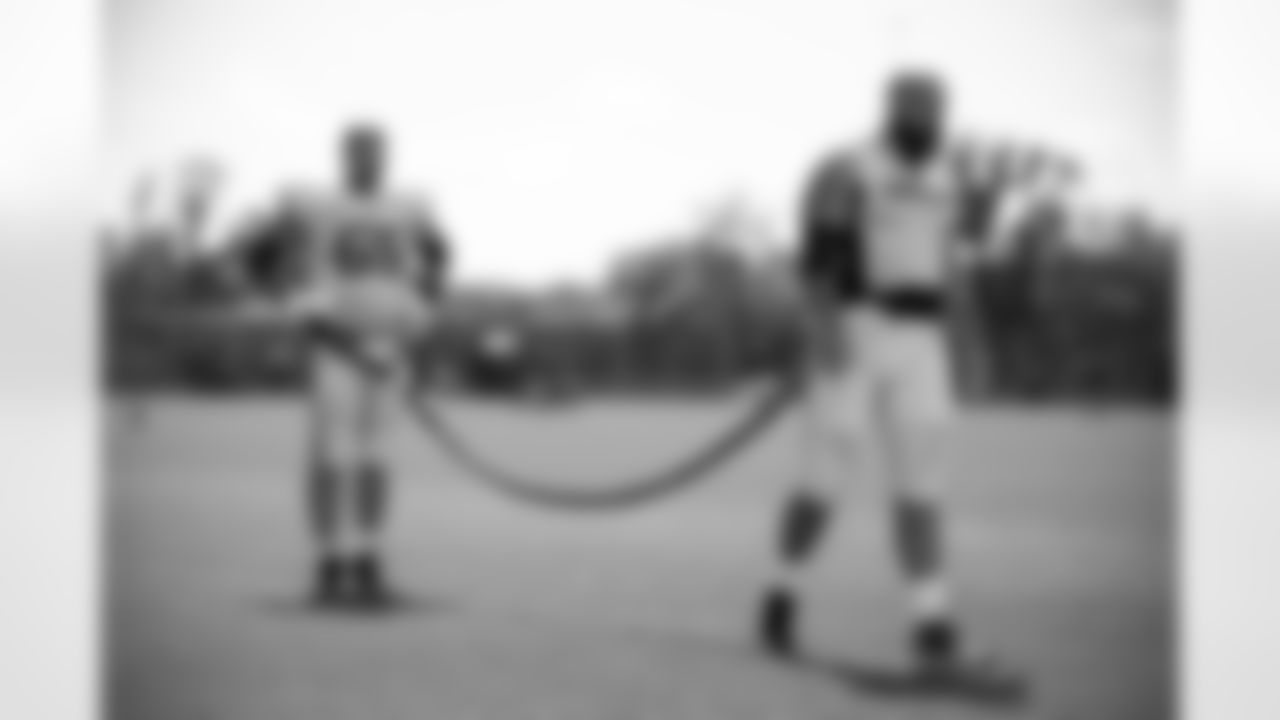 Mitch Morse (60). Buffalo Bills Week 1 practice, September 7, 2021. Photo by Ben Green