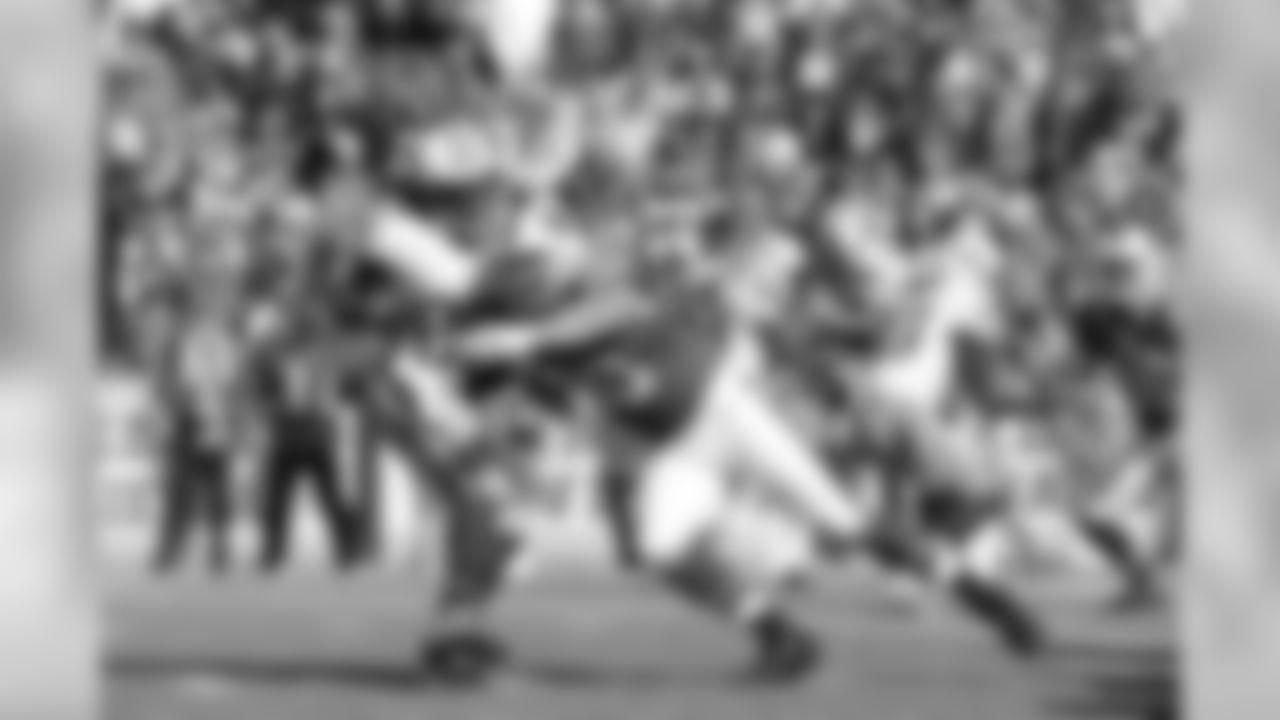 Titans vs. Bills, 2012