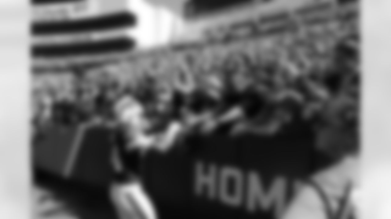 Buffalo Bills vs Miami Dolphins, Regular Season, October 01, 2023 at Highmark Stadium.
