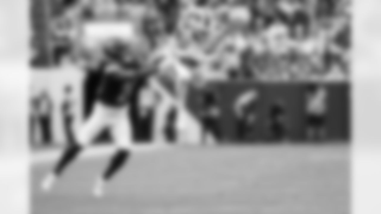 Washington Commanders vs Buffalo Bills, Regular Season, September 24, 2023 at FedEx Field.