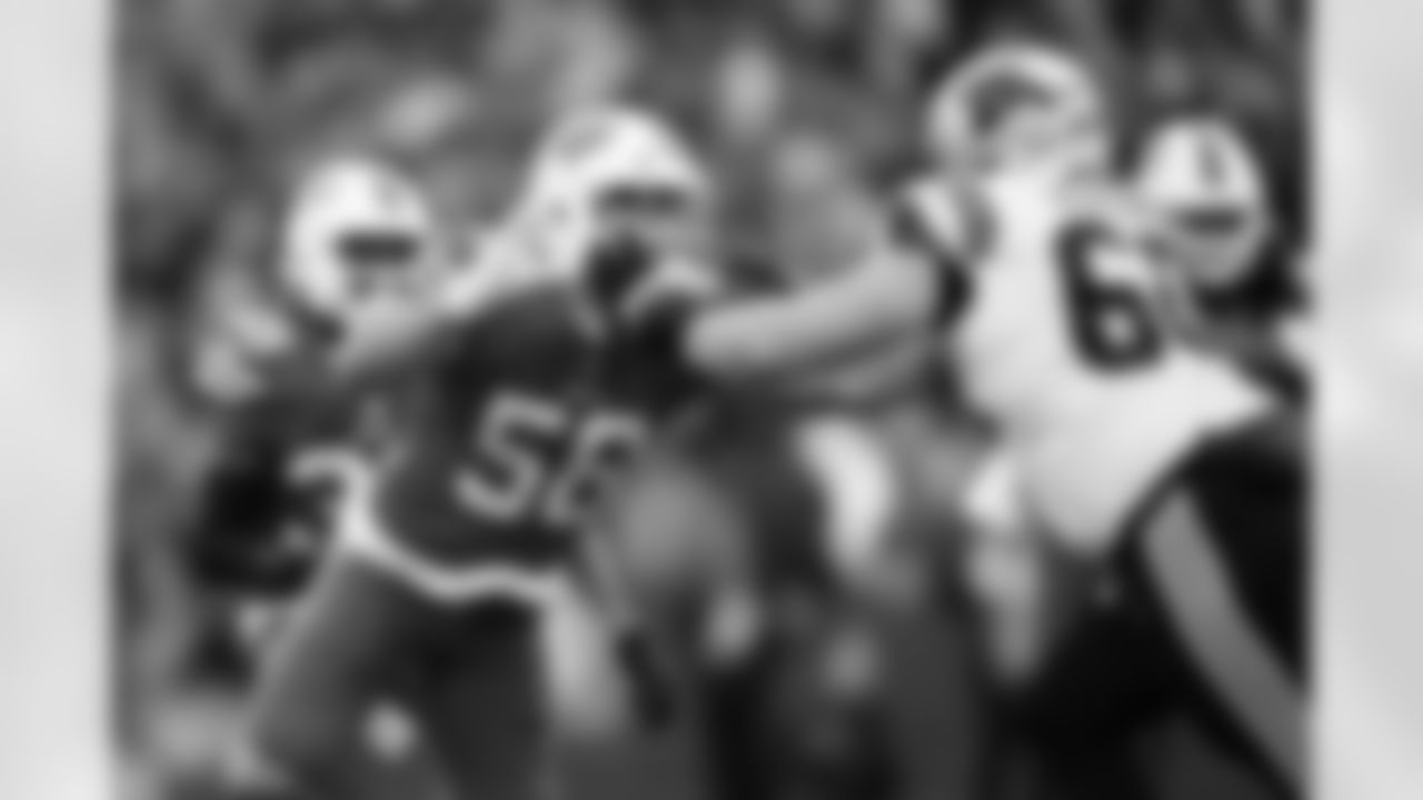 Matt Milano (58) Buffalo Bills vs Carolina Panthers at Highmark Stadium, December 19, 2021. Photo by Ben Green