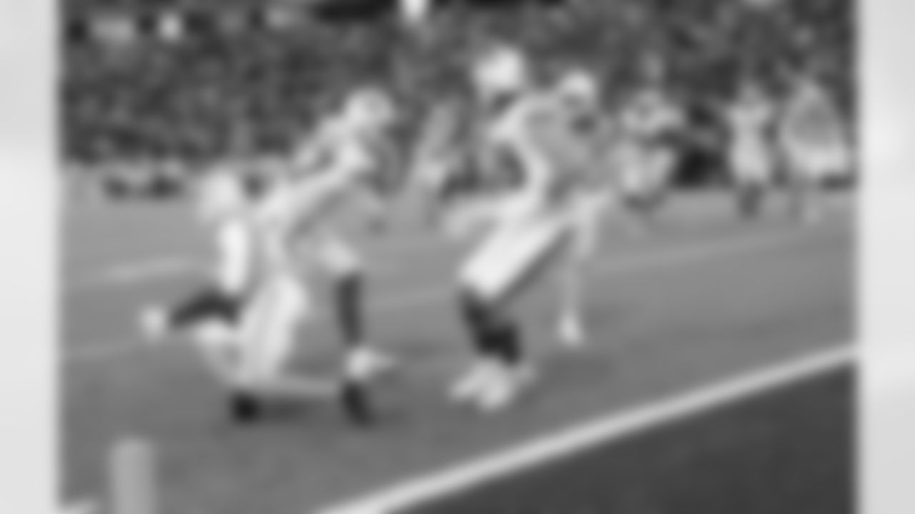 Josh Allen (17) 4th quarter touchdown. Buffalo Bills vs Miami Dolphins at Highmark Stadium, October 31, 2021. Photo by Bill Wippert