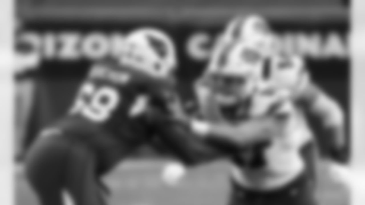 A.J. Epenesa (57) Buffalo Bills vs Arizona Cardinals, November 15, 2020 at State Farm Stadium.
Photo by Bill Wippert