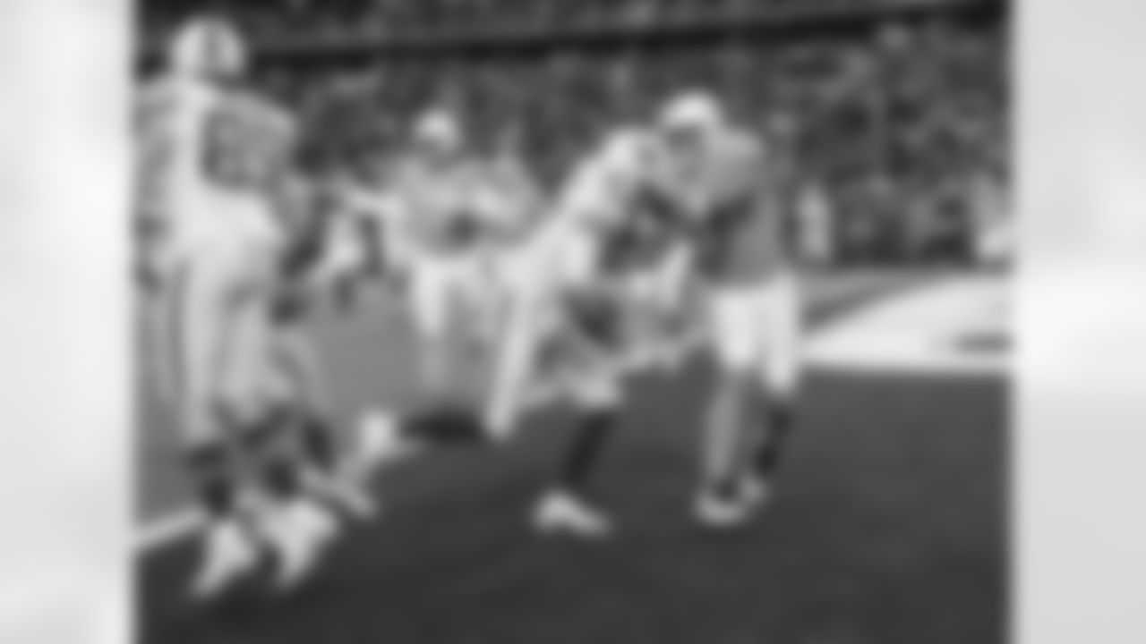 Josh Allen (17) 4th quarter touchdown. Buffalo Bills vs Miami Dolphins at Highmark Stadium, October 31, 2021. Photo by Bill Wippert