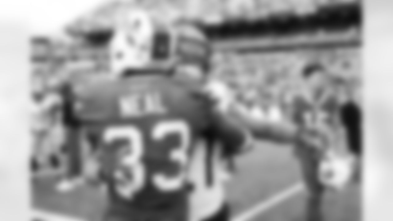 Buffalo Bills vs Pittsburgh Steelers, Week 5, October 9, 2022 at Highmark Stadium.