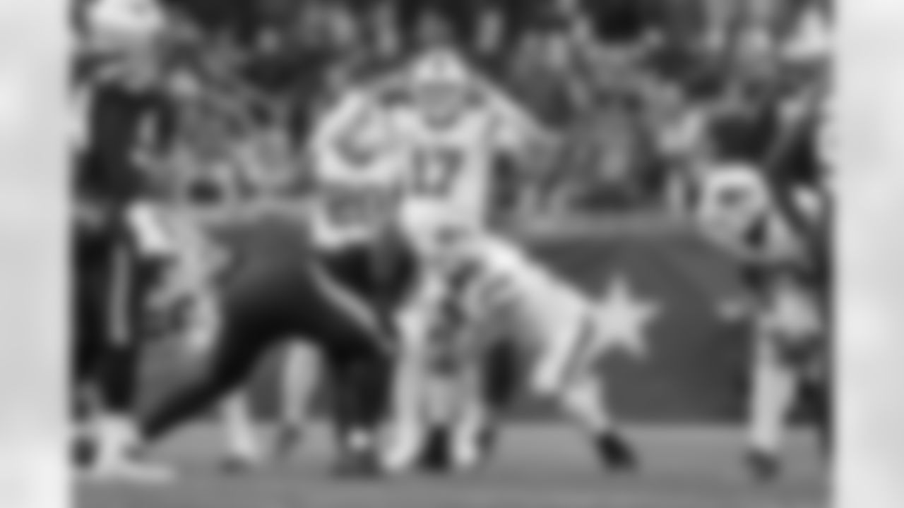 Josh Allen (17). Buffalo Bills vs New England Patriots, December 26, 2021 at Gillette Stadium. Photo by David Le