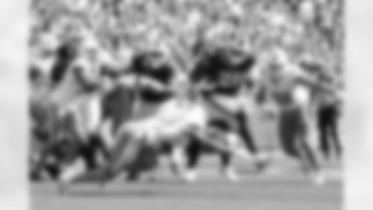 Buffalo Bills vs Miami Dolphins, Regular Season, October 01, 2023 at Highmark Stadium.