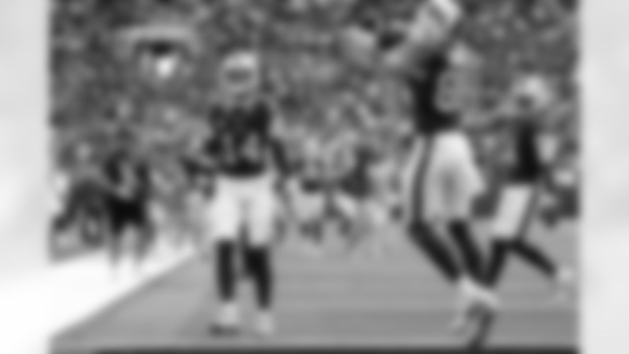 Buffalo Bills vs Jacksonville Jaguars, Regular Season, October 08, 2023 at Tottenham Hotspur Stadium.