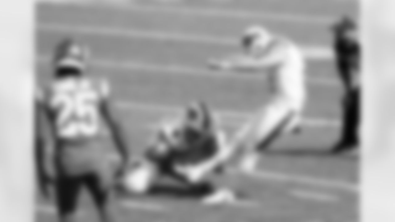 Corey Bojorquez (9) and Tyler Bass (2) Buffalo Bills vs Los Angeles Rams, September 27, 2020 at Bills Stadium.
Photo by Craig Melvin