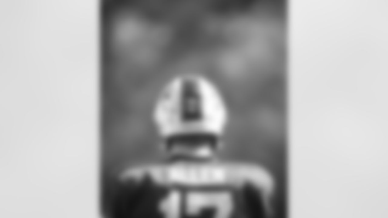 Josh Allen (17). Buffalo Bills Week 3 practice, September 23, 2020.
Photo by Bill Wippert