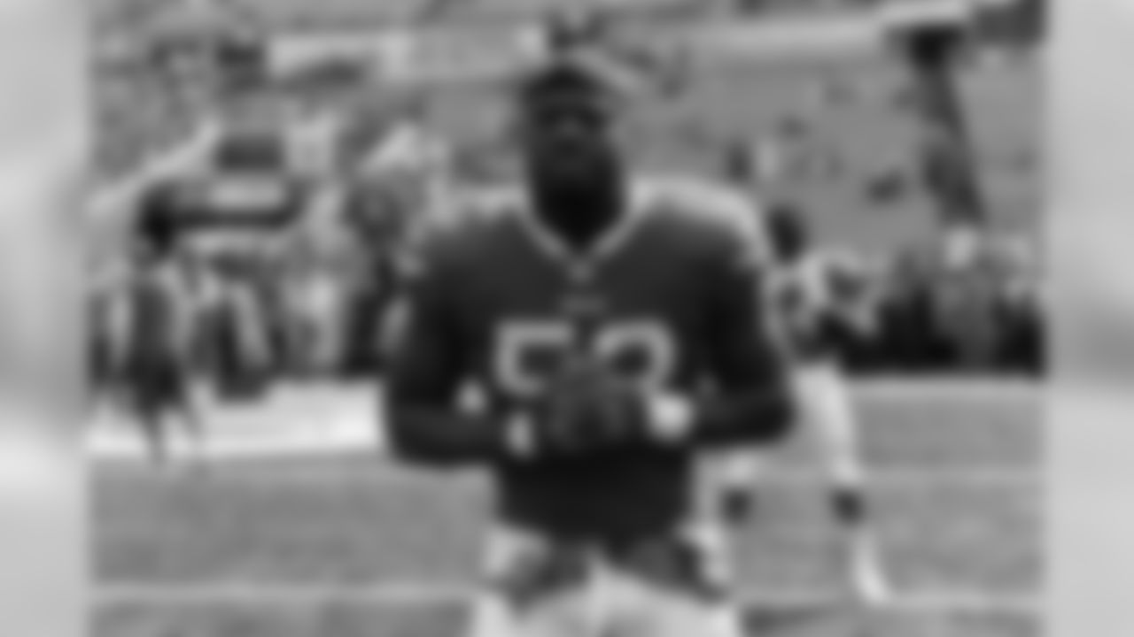 LB Preston Brown, No. 52