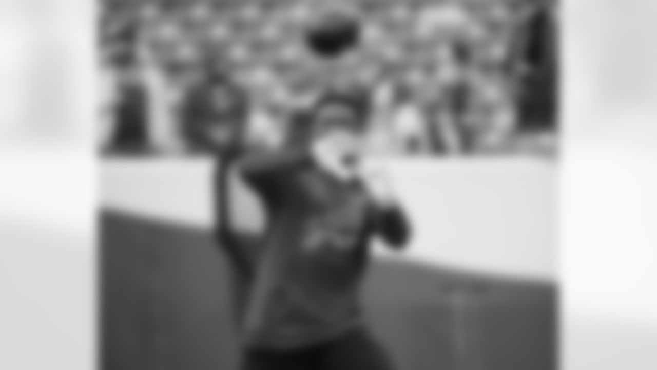 Emmanuel Sanders (1). Buffalo Bills vs New York Jets at MetLife Stadium, November 14, 2021. Photo by Bill Wippert