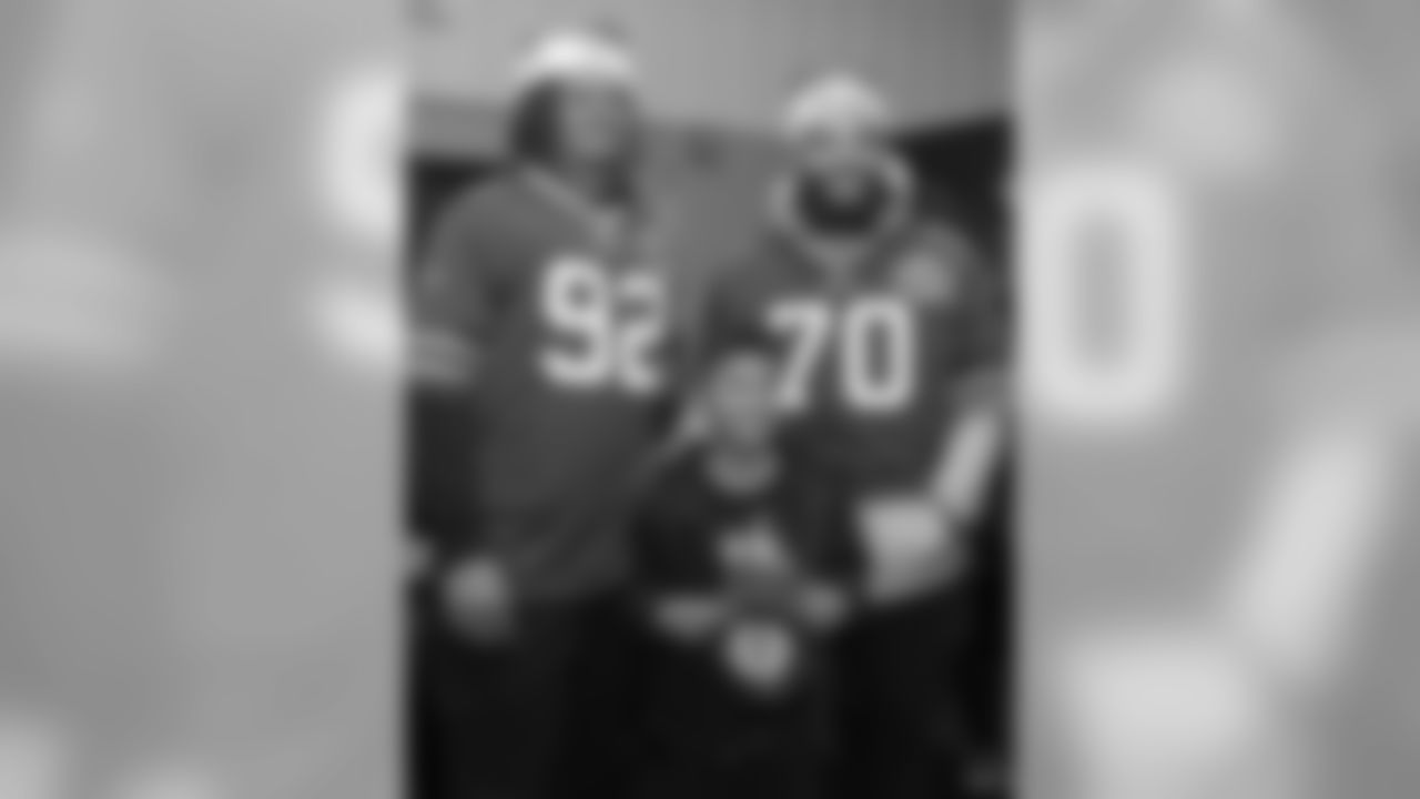 December 10 – Buffalo Bills players, including the Toyota Rookie Club, hosted the annual Holiday party for children at the Hamburg Fairgrounds.