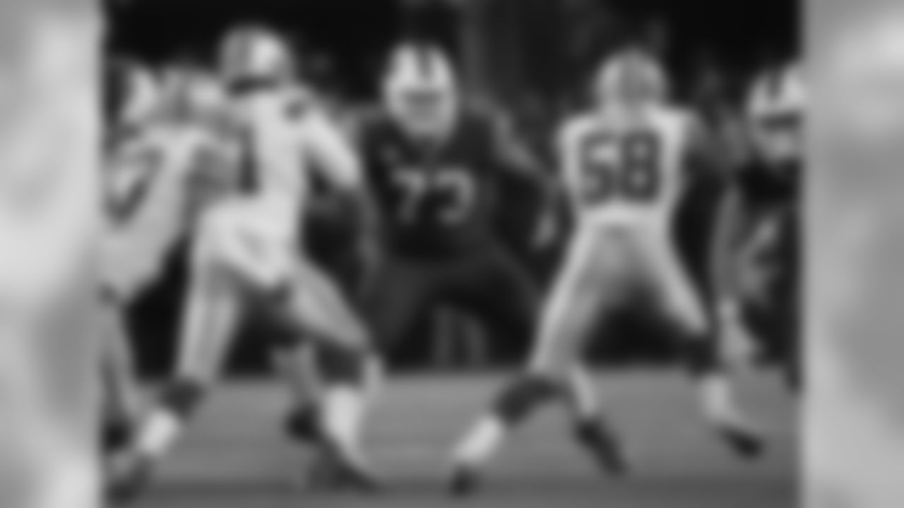 Buffalo Bills offensive tackle Dion Dawkins (73) Buffalo Bills vs Dallas Cowboys, November 28, 2019 at AT&T Stadium.
Photo by Bill Wippert