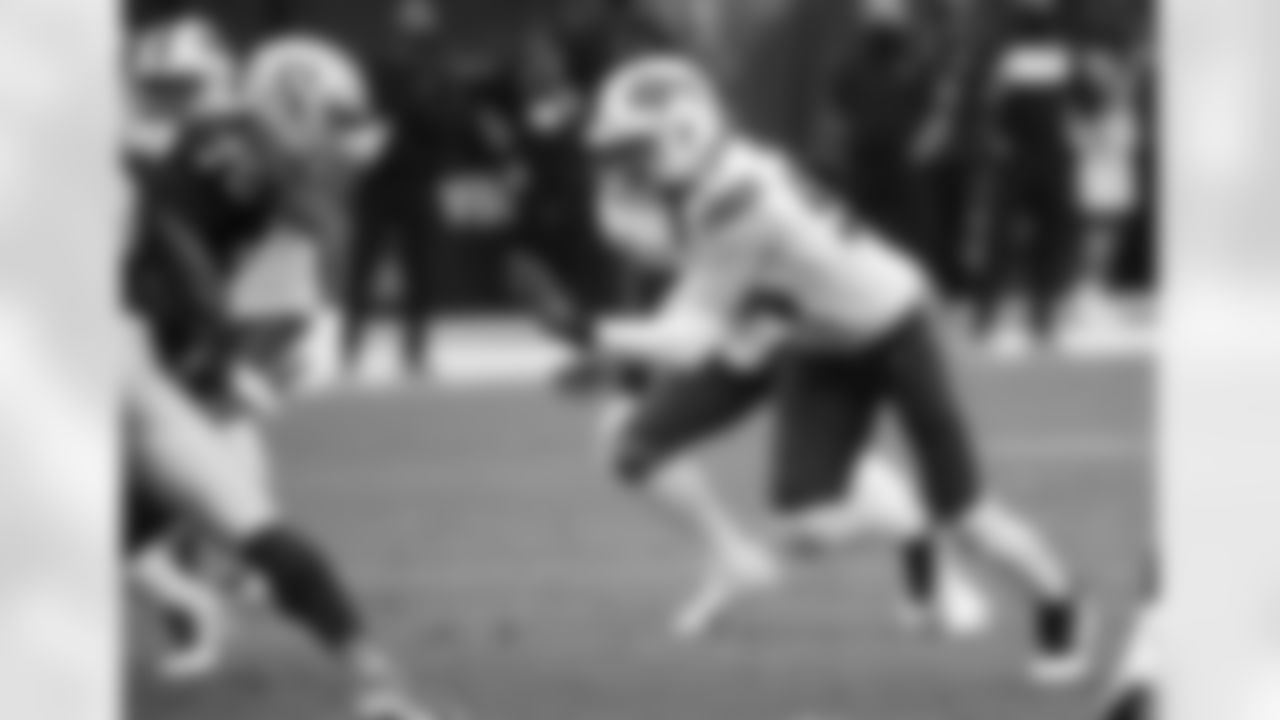 Trent Murphy (93) Buffalo Bills vs Las Vegas Raiders, October 4, 2020 at Allegiant Stadium.
Photo by Bill Wippert
