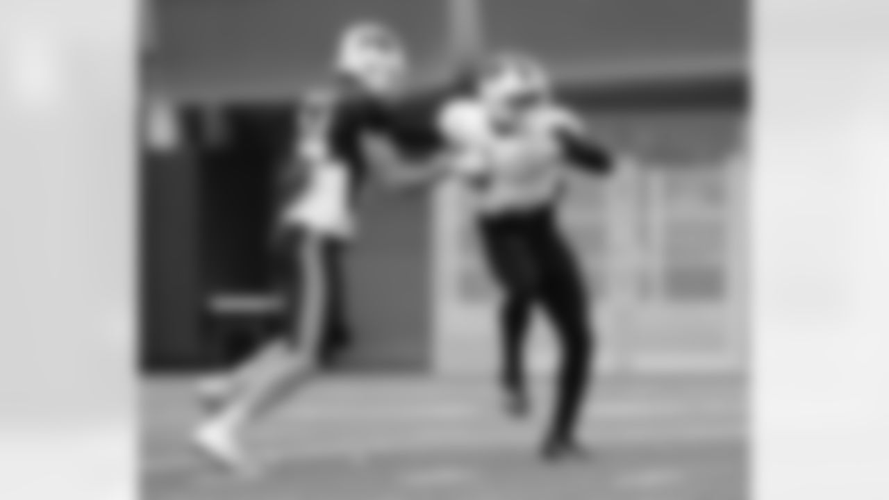 Zach Davidson (84), Jaquan Johnson (4). Buffalo Bills Week 11 practice, November 16, 2022 at One Bills Drive.
