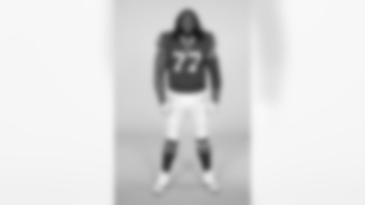 T Ty Nsekhe, No. 77
Fun Fact: Favorite TV show? Fresh Prince