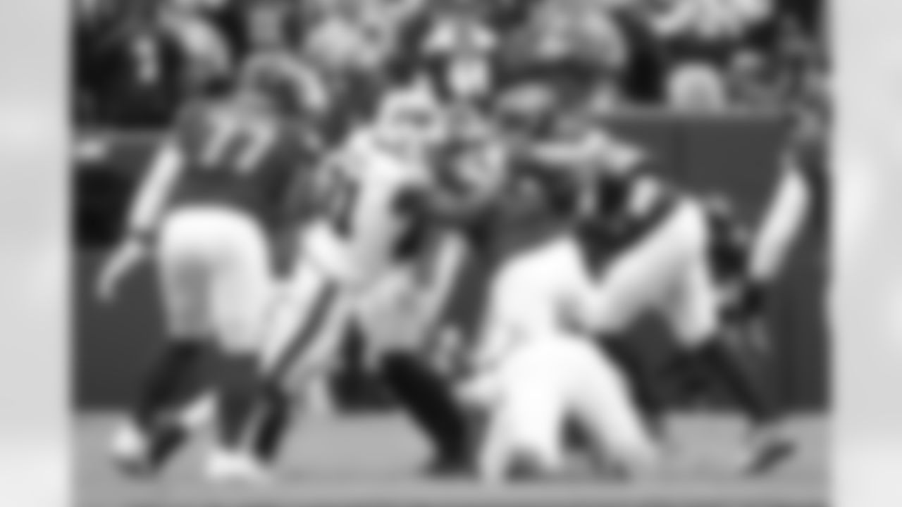 Washington Commanders vs Buffalo Bills, Regular Season, September 24, 2023 at FedEx Field.