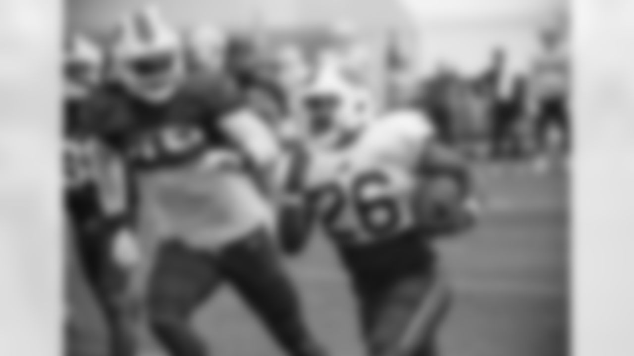 Devin Singletary (26), Tremaine Edmunds (49). Buffalo Bills Training Camp. August 16, 2021. Photo by Bill Wippert