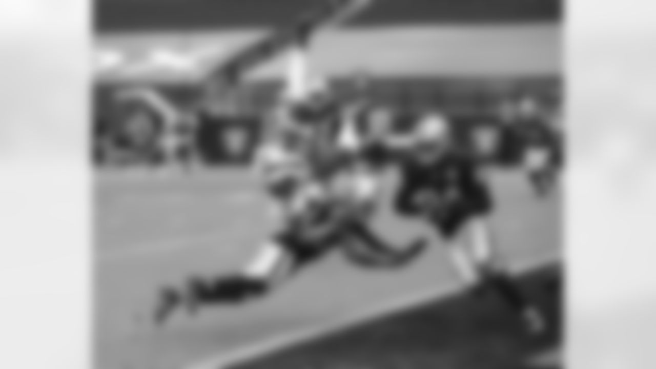 Cole Beasley (11) touchdown catch. Buffalo Bills vs Las Vegas Raiders, October 4, 2020 at Allegiant Stadium.
Photo by Bill Wippert
