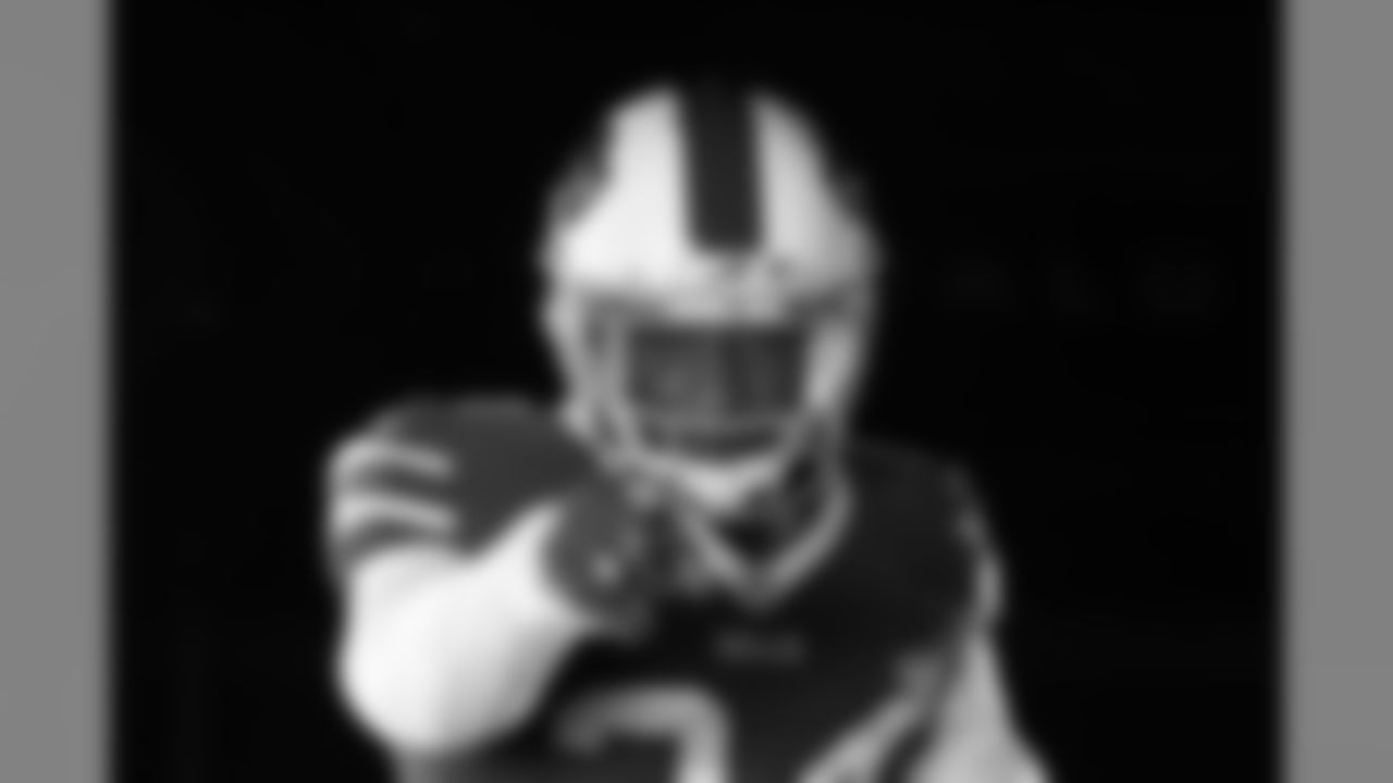 CB Leonard Johnson, No. 24