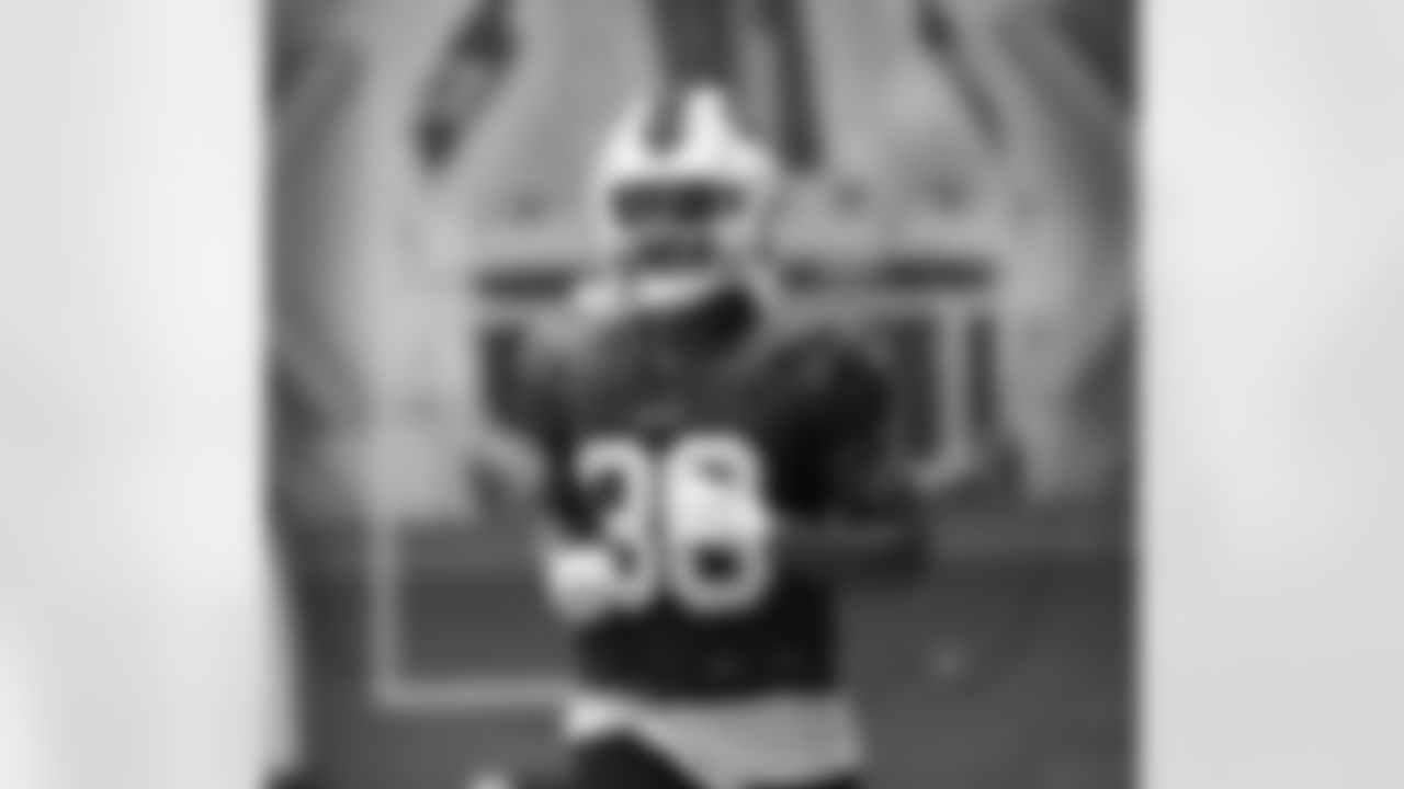 Dane Jackson (30). Buffalo Bills Week 14 practice, December 9, 2021. Photo by James Acton