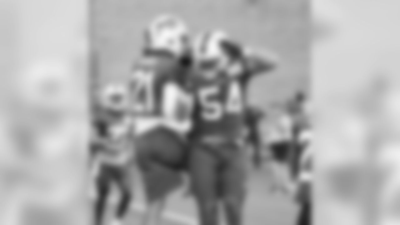 Jordan Poyer and Eddie Yarbrough Buffalo Bills prepare for Week 3 at ADPRO Sports Training Center, September 19, 2018.
Photo by Bill Wippert