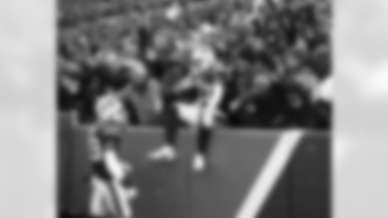 Buffalo Bills vs Minnesota Vikings, Week 10, November 13, 2022 at Highmark Stadium.