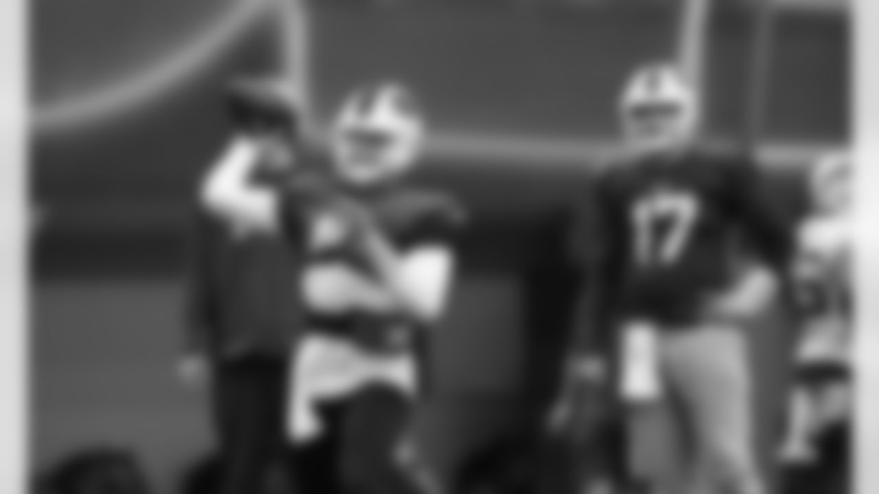 Mitchell Trubisky (10), Josh Allen (17). Buffalo Bills Week 14 practice, December 9, 2021. Photo by James Acton