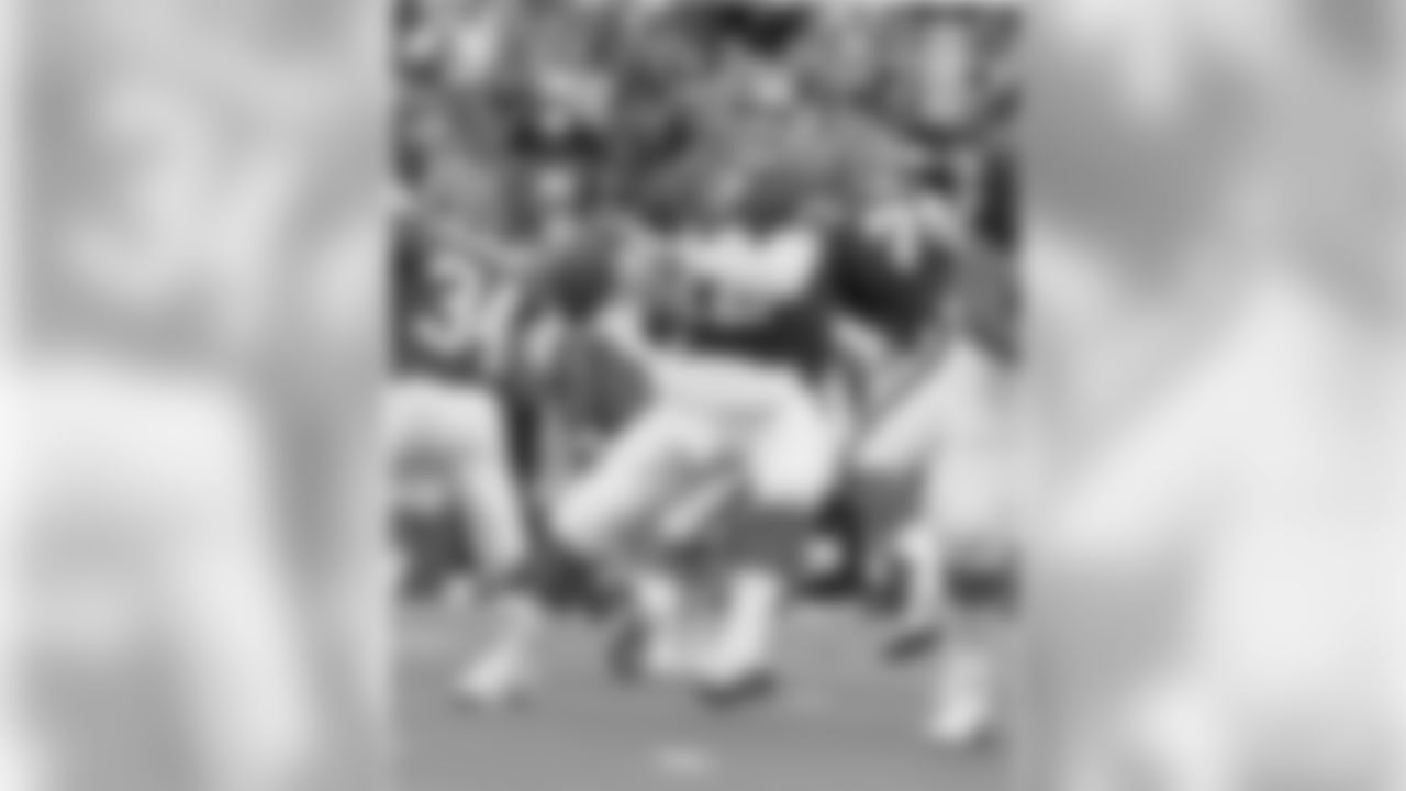 QB Jim Kelly, Miami (1983)