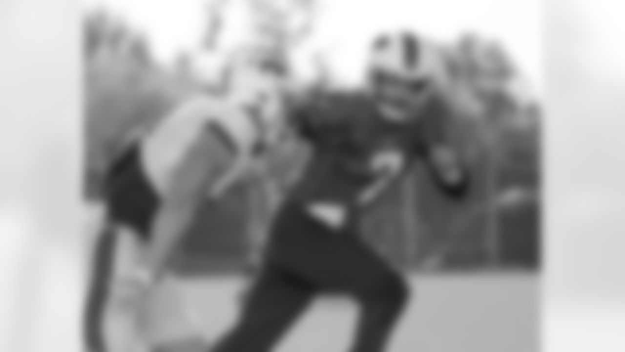Kahale Warring (81), Davis Webb (7). Buffalo Bills Week 8 practice, October 27, 2021. Photo by Bill Wippert
